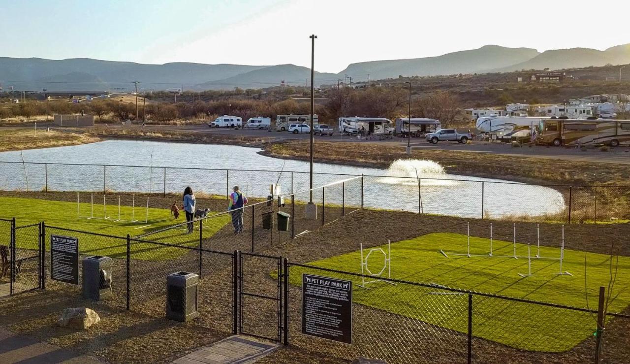 Verde Ranch Rv Resort Camp Verde Exteriör bild